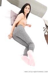 主なことは、フォームを保持することです