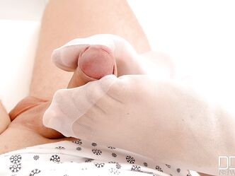 European nurse Zafira sucks a dick before giving a lovely footjob