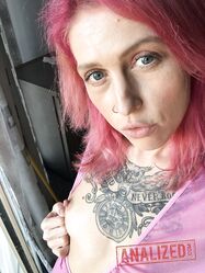 Analized Eva Stone, Yara Phoenix
