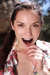MPL Studios European Glamour Babe Outdoor