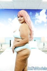 Sexy and chubby woman takes off her clothes and show her juicy boobs fat ass