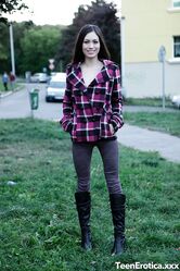 Teen Erotica Arwen Gold