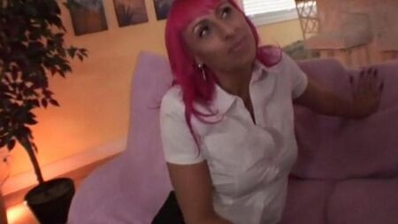 A bitch with pink hair loves like a dog