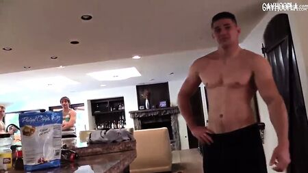 Jeff's 1st-time Bottom