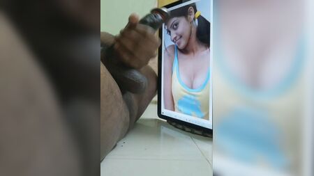 Pranitha hot milky boob