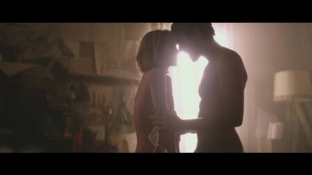 Ksenia Solo, Jenna Kramer Nude - In Search of Fellini (2017) HD 1080p Watch / Ксения Соло, Дженна Крамер - В поисках Феллини