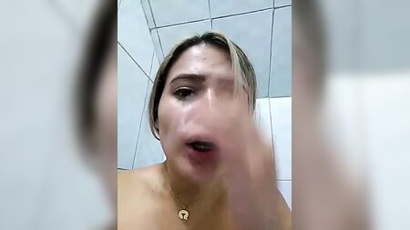 Sara squirts at the bus stop