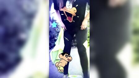 Nazarena velez haciendo lo que mejor le sale MOSTRAR EL ORTO