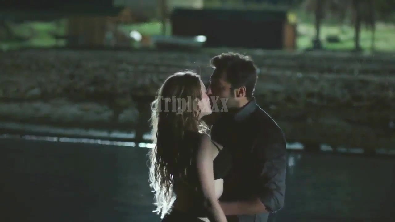 Gizem karaca sex scenes