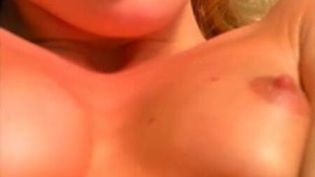 Femalien sex scene