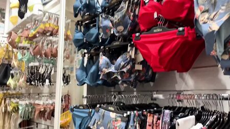 Bikinis for huge tits - 4K