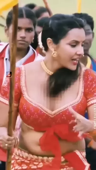Priya Anand navel - XXXi.PORN Video