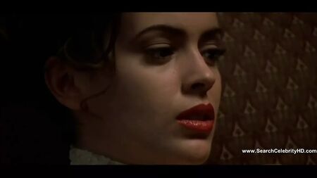 Alyssa Milano nude - Poison Ivy 2