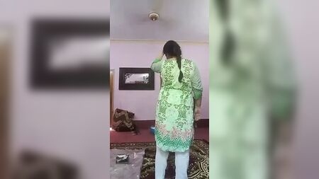 Punjabi aunty and uncle have sex at home