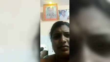 Tamil hot couples first time on video sex chat