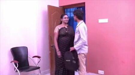 aunty’s big boobs in private room