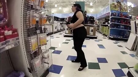 Chubby public farts whilst out shopping