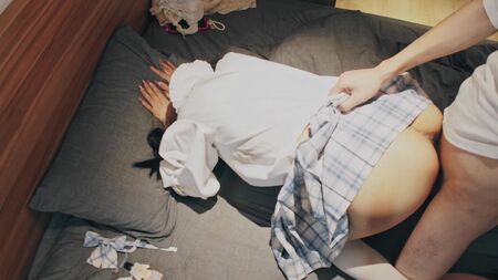 【個人撮影】美人色白彼女にJKコスプレさせて濃厚エロエロ騎乗位SEX！最後は対面座位で強く抱き合いながら濃厚射精しました。中イキ/素人カップル/ハメ撮り/制服プレイ