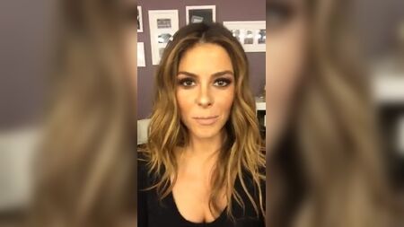 Maria Menounos showing off her cleavage