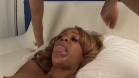 Melrose Foxxx in OralQueens.com