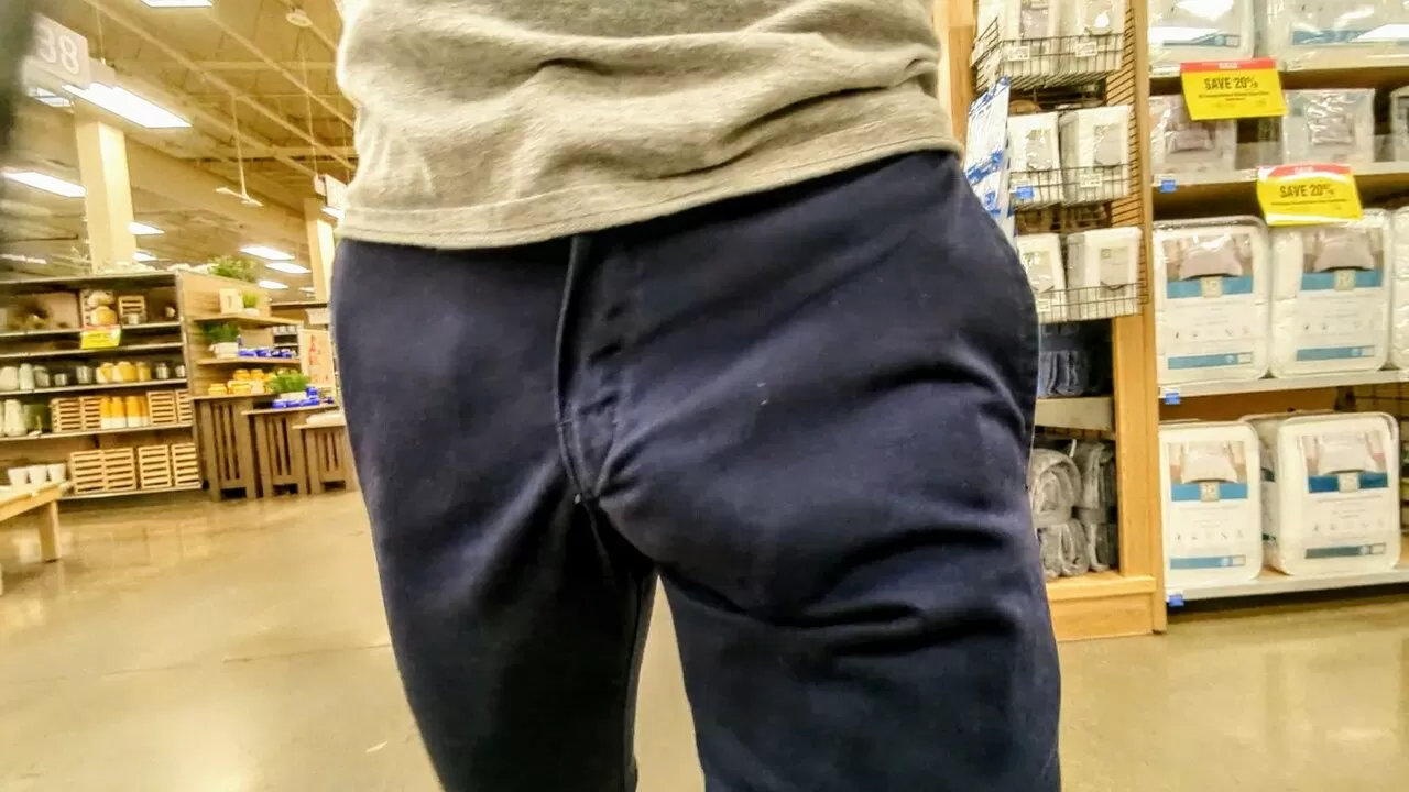 Huge public bulge. New pants for Showing off and freeballing - XXXi.PORN  Video