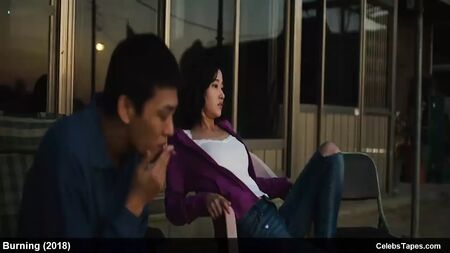 Asian Celebrity Jeon Jong-Seo Exposing Her Gorgeous Tits