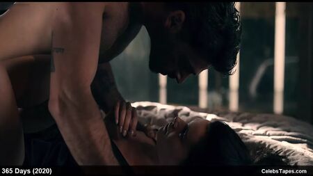 Anna Maria Sieklucka, Ewelina Plizga & Natasza Urbanska nude