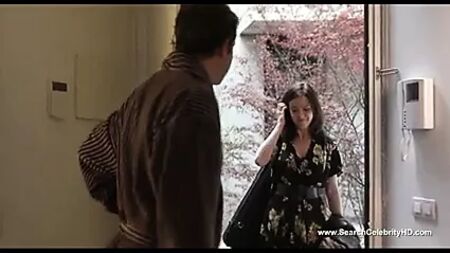 Veronica Sanchez - La Montana Rusa