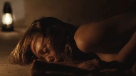 Elizabeth Olsen - Martha Marcy May Marlene 2011