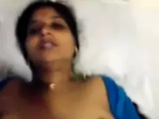 Telugu Parody Sexy Video - Telugu Aunty Has Sex With Bachelor Boy, Watch The Video - XXXi.PORN Video