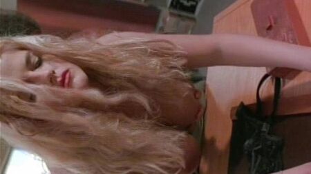 Anna Nicole Smith Busty Boobs ScandalPlanetCom