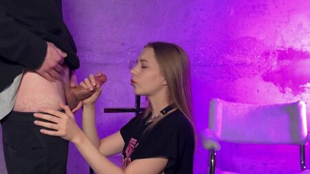 Rapper fucked his groupie in the mouth after a gig