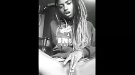 Amateur Masturbation Ebony