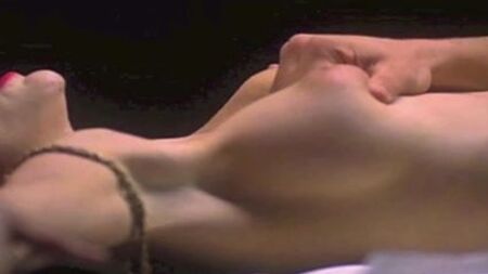 Alyssa Milano & Victoria Beckham Naked In HD!