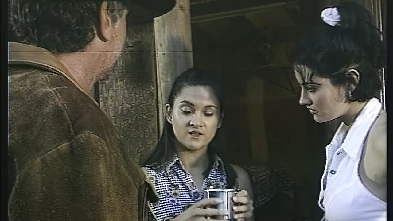 Sex im Indianer Zelt - XXXi.PORN Video