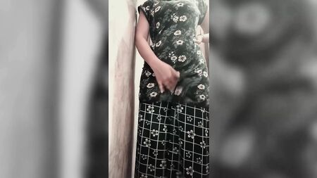 Part1 Hindi sex call dirty chat riya with her boyfriend indian desi girl