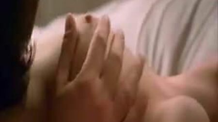 Angelina Jolie having sex in pecado original