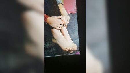 Victoria Justice Feet Cum Tribute