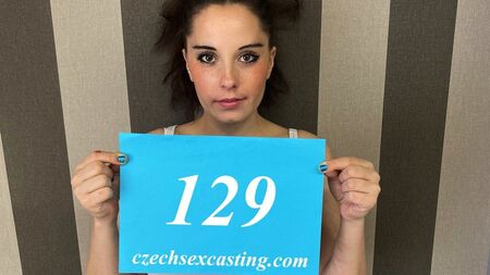 Big beautiful woman in photoshoot fuck