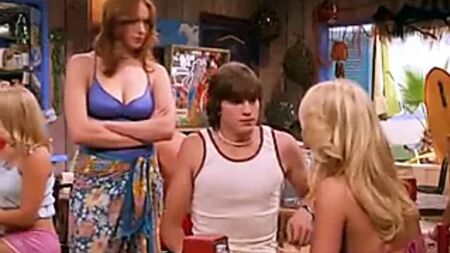 Laura Prepon & Jessica Simpson Big Boobs Hard Nips