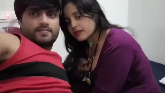 Bhabhi ki Hindi audio mein chudai - XXXi.PORN Video