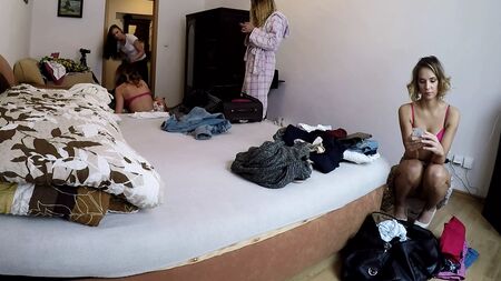 girls at room voyeur cam