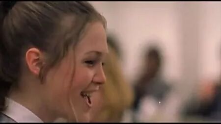 Julia Stiles O face