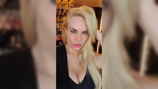 Поиск видео по запросу: coco austin