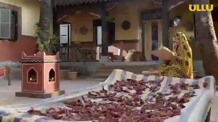 Chrmkush (sasur aur Bahu Naajayaz sambandh) Ullu web series.mp4