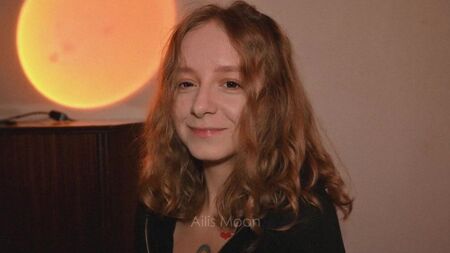 cute babe professionally controls my dick