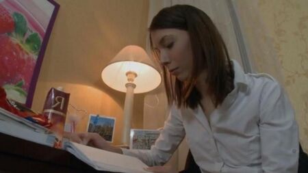 Russian Alena teaches English with her booty