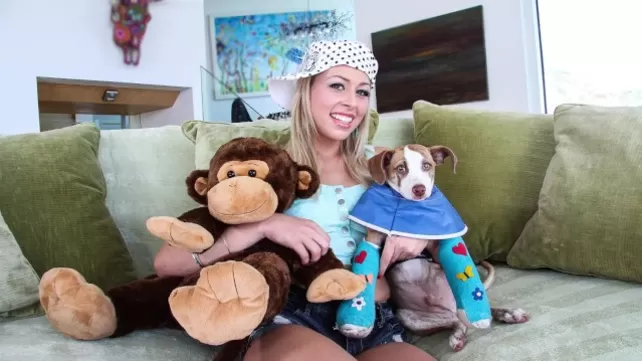 Qizlar porno videolar fart Xotinimning yuzida sperma bilan porno