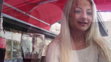 Private porn with sexy blonde