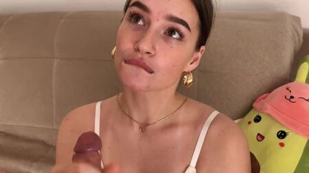 Blowjob promised to be very gentle